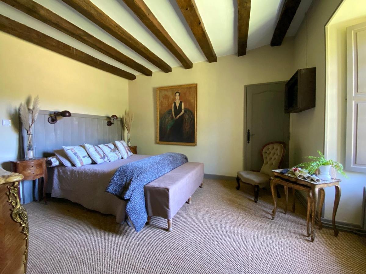 Le Petit Chateau De Sainte Colombe Bouges-le-Chateau Экстерьер фото